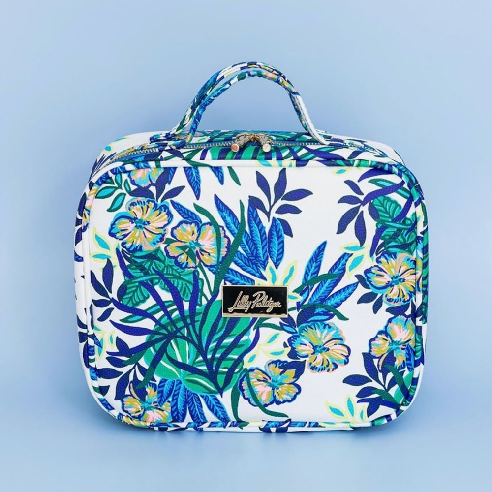 BRAND NEW Lilly Pulitzer Toiletry Case Travel Bag Set